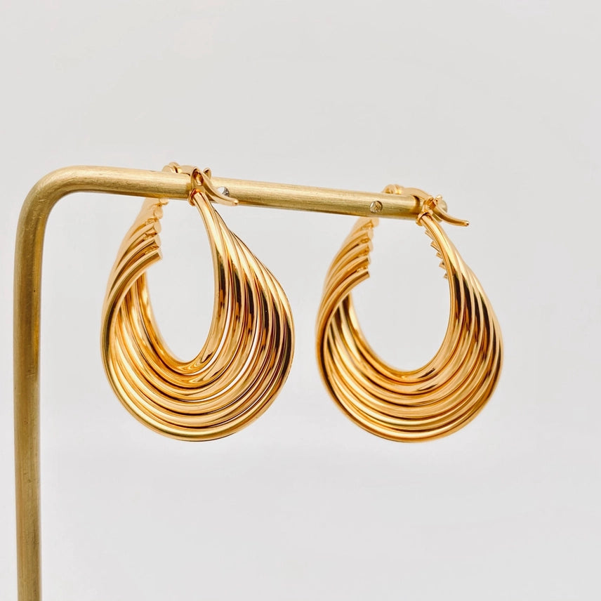 Brincos Argola Dourados com Design Ondulado