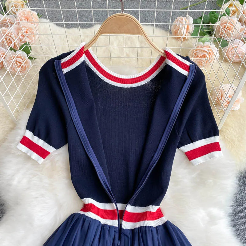 Vestido de Malha com Patchwork - Conforto e Estilo para o Verão