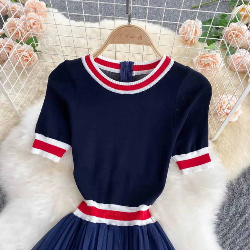 Vestido de Malha com Patchwork - Conforto e Estilo para o Verão