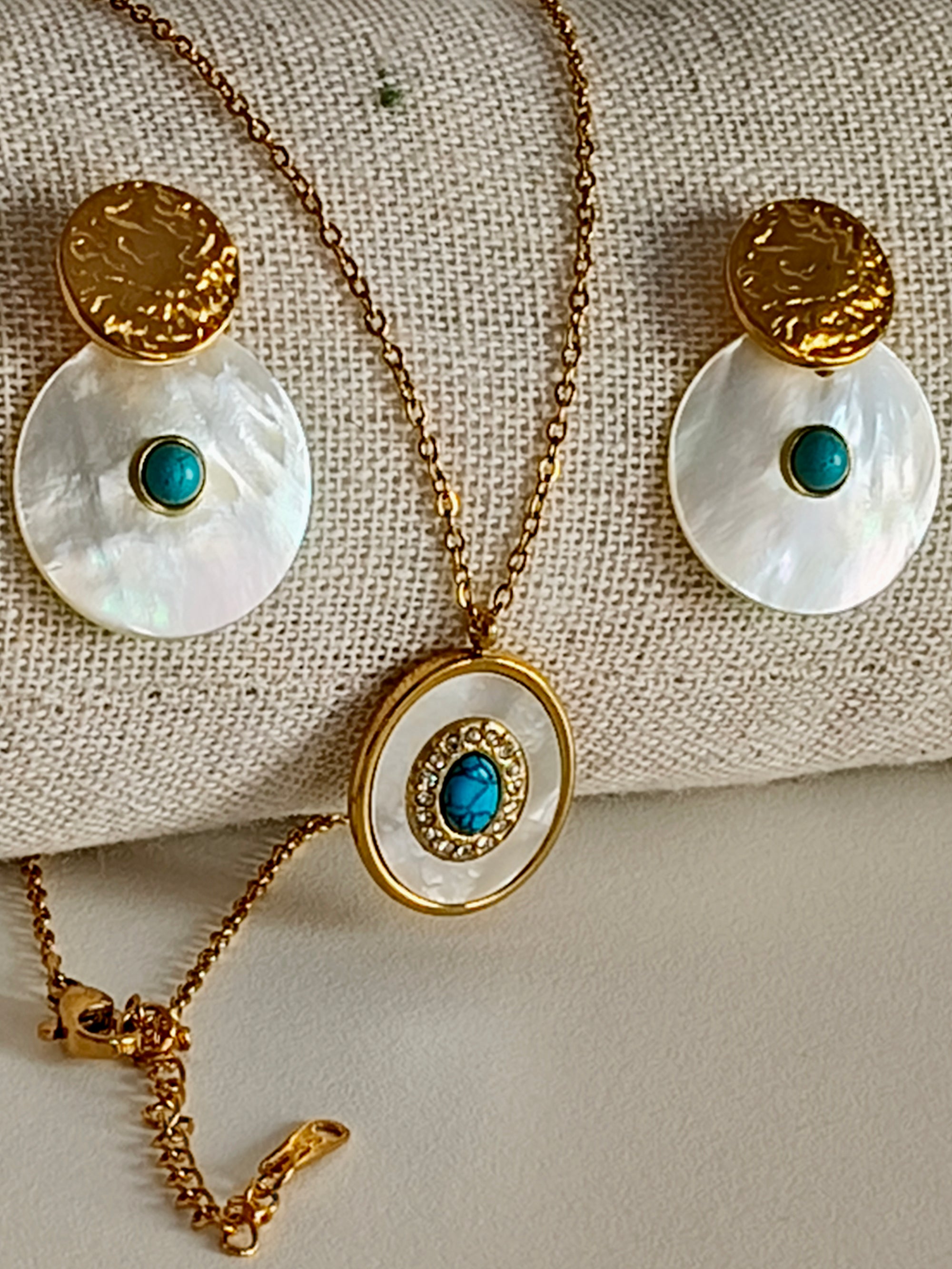 Conjunto Dourado Oceânico