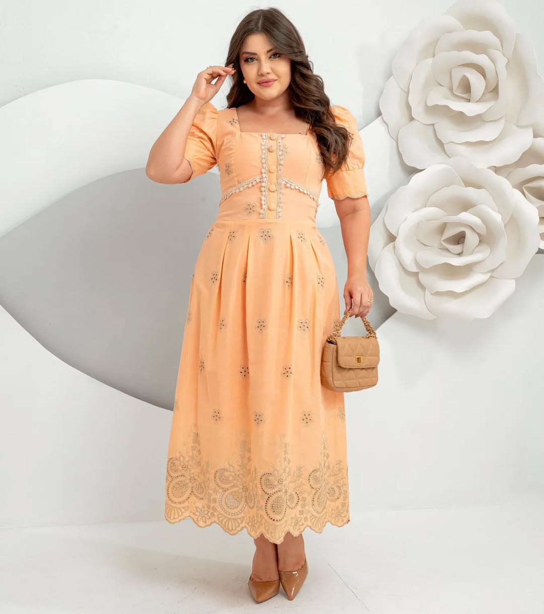 Vestido e Elegância em Tom Pastel