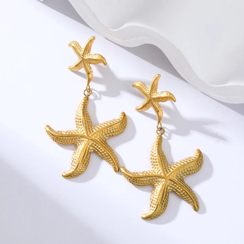 Brincos Femininos em Aço Inoxidável 316L – Pingente Planta, Banhado a Ouro, Estilo Trend