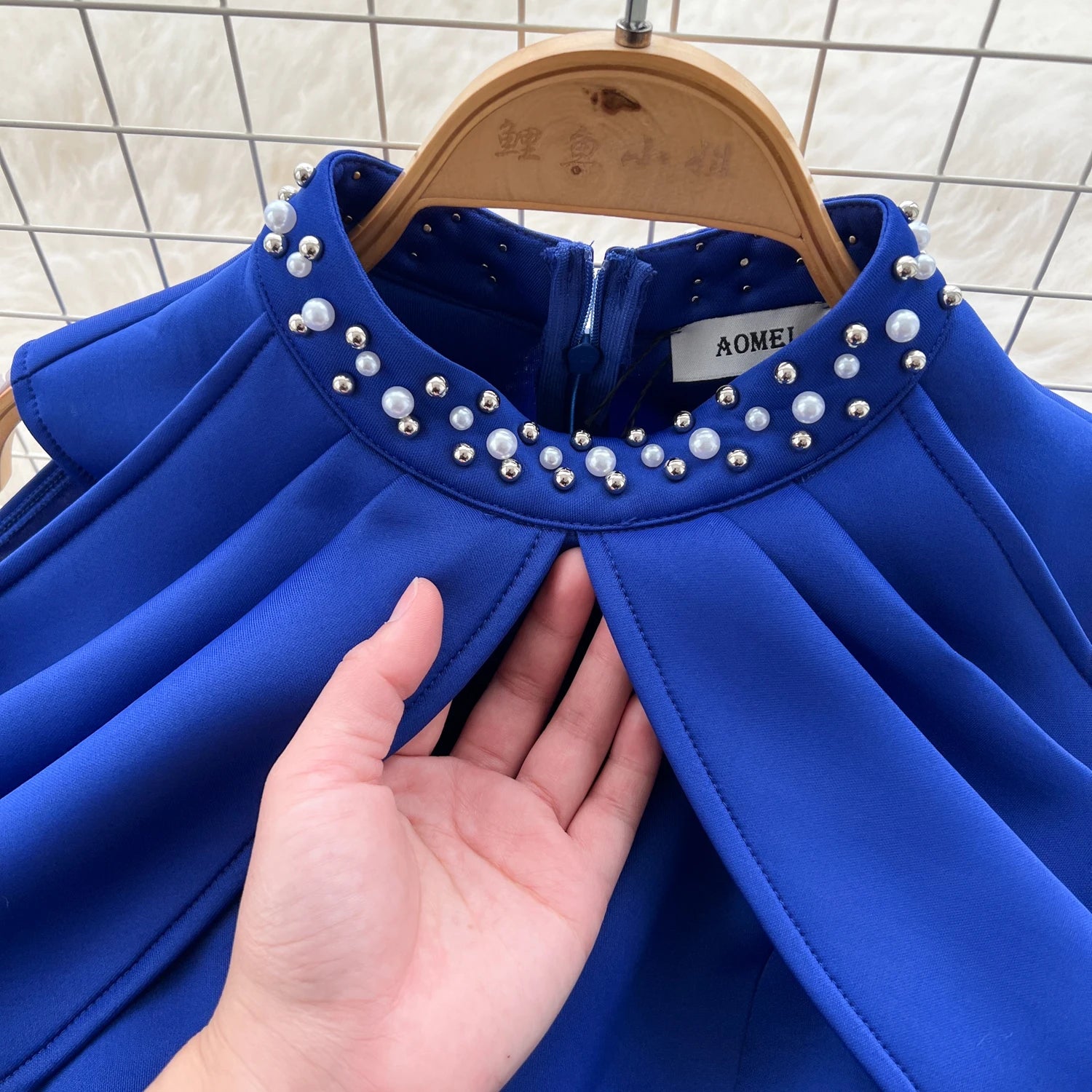 Vestido Chic com Bordado – Elegância e Sofisticação para Qualquer Ocasião