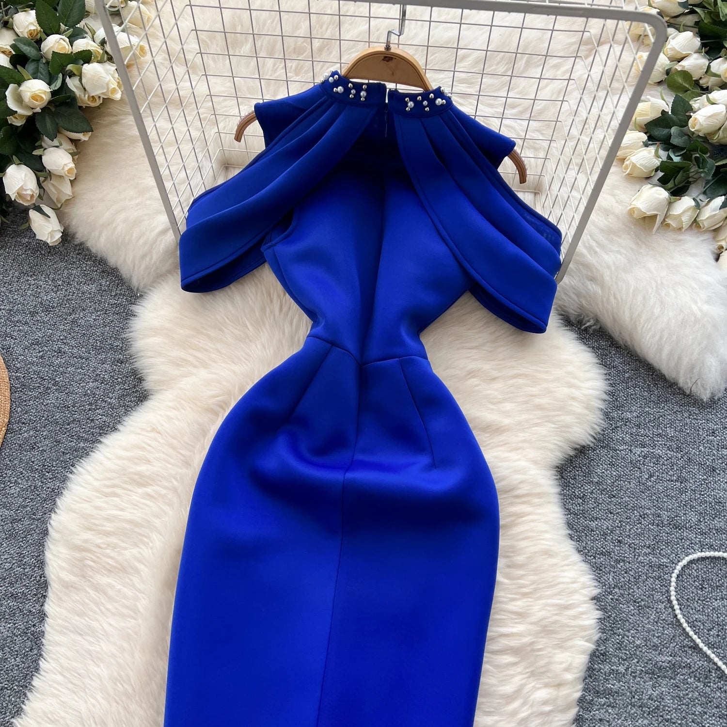 Vestido Chic com Bordado – Elegância e Sofisticação para Qualquer Ocasião