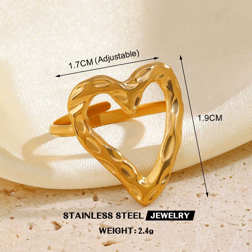 Anel Vintage Irregular em Aço 316L com Banho de Ouro 18K