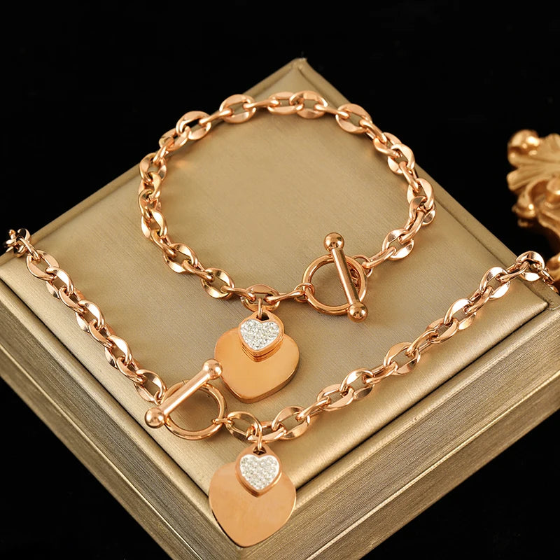 Conjunto Feminino de Colar e Pulseira em Aço Inoxidável 316L – Design de Coração, Estilo Trendy