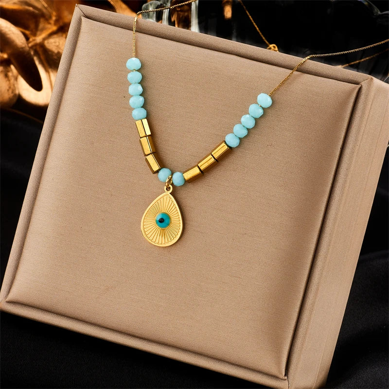 Choker Colar em Aço Inoxidável com Pingente Inseto e Pérola – Estilo Trendy