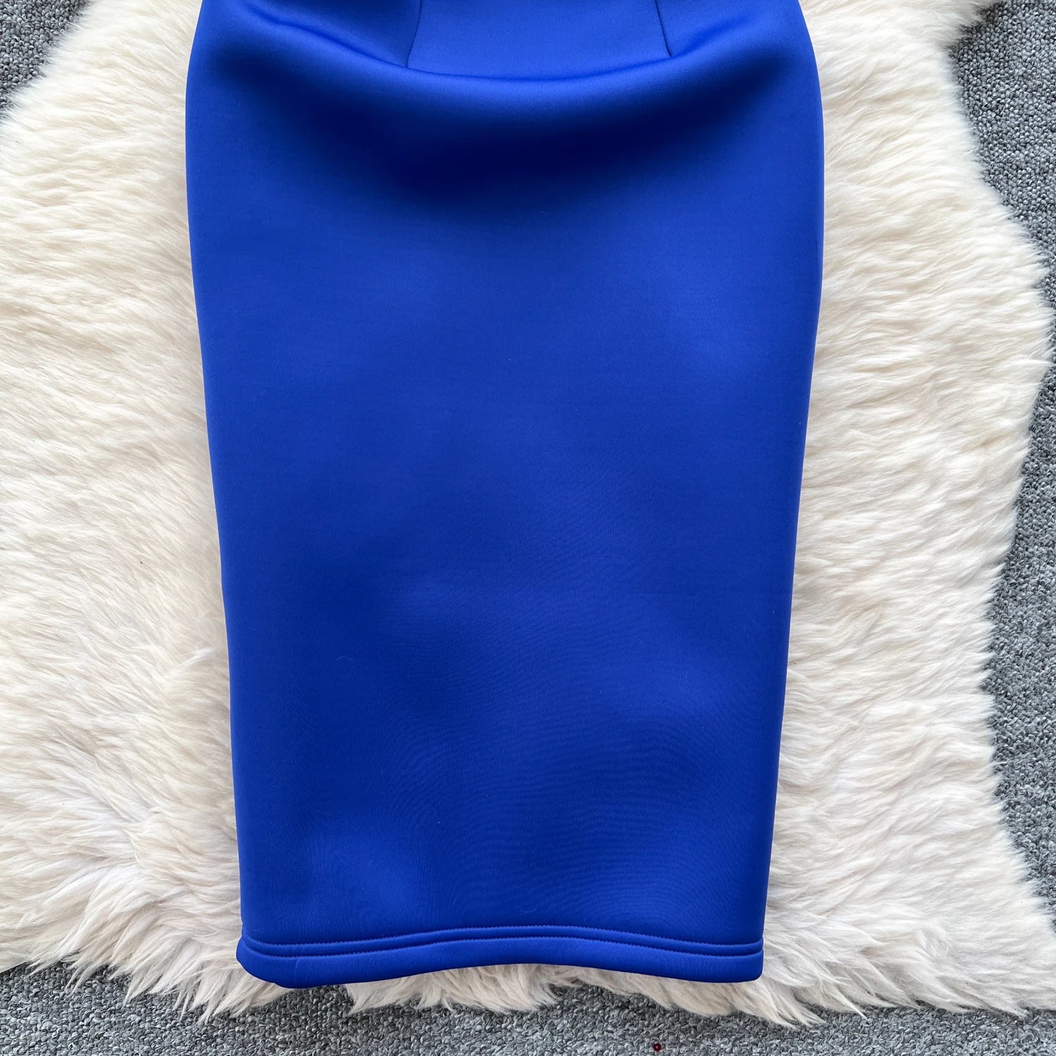 Vestido Chic com Bordado – Elegância e Sofisticação para Qualquer Ocasião