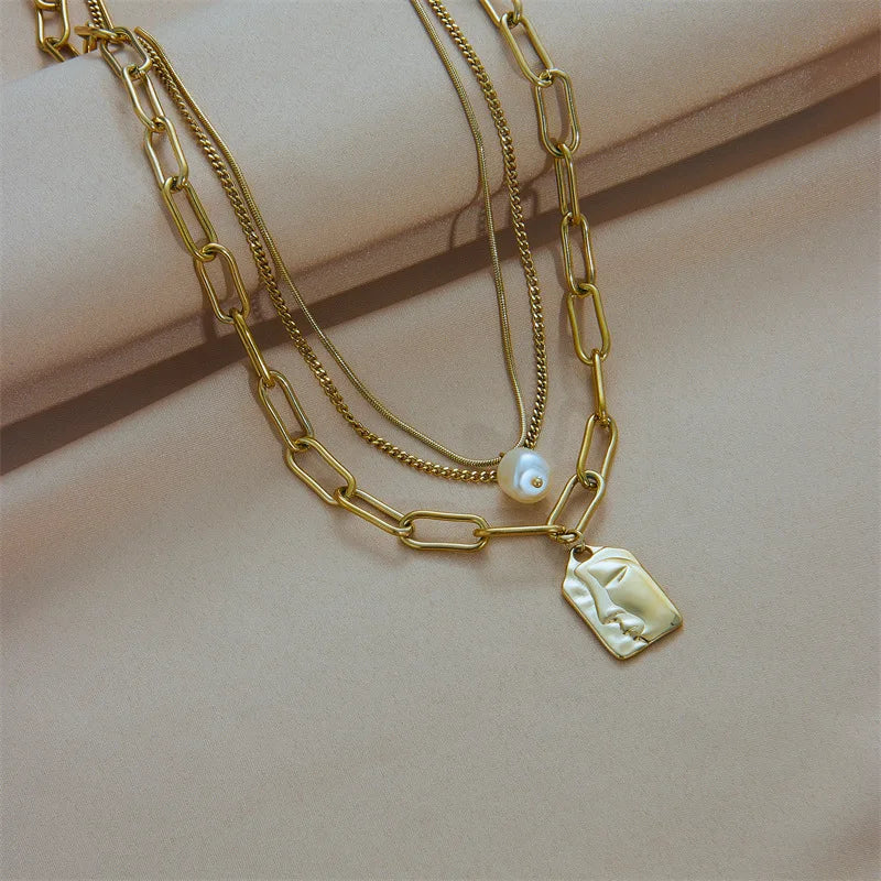 Colar Feminino em Aço Inoxidável – Pingente Quadrado com Pérola, Corrente Link, Estilo Trendy
