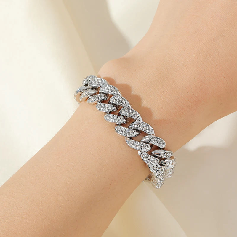 Pulseira Corrente em Aço Inoxidável – Fecho Lagosta Elegante