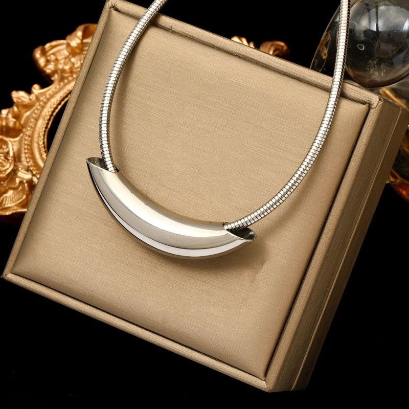Colar Feminino em Aço Inoxidável 316L – Pingente Esférico 3,2x1,8cm, Corrente Link, Estilo Trendy