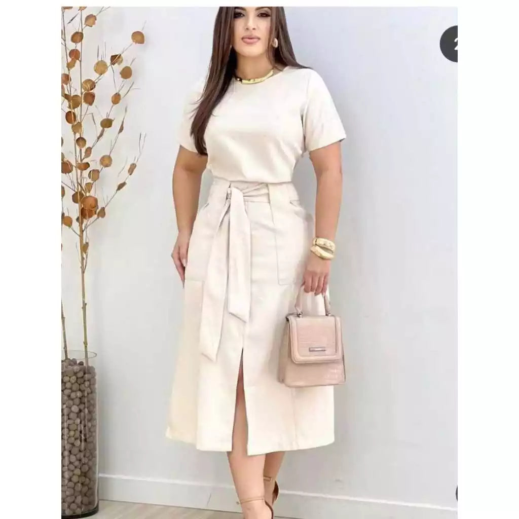 Conjunto-saia e blusa em Alfaiataria – Elegância e Modéstia para a Mulher Cristã