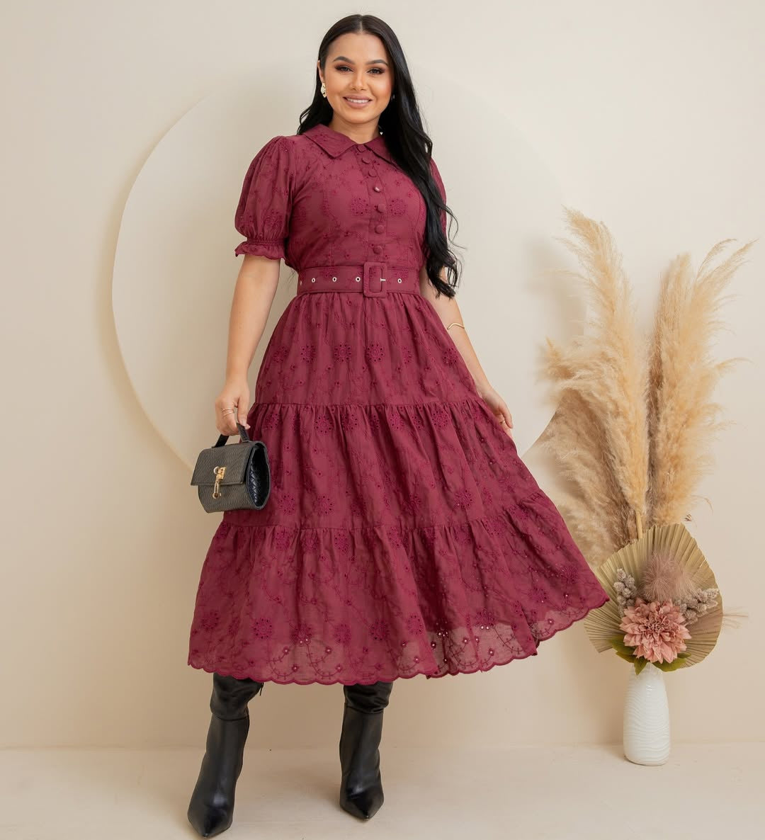 COLEÇÂO FLOREÇA-2025 Vestido Moda Evangélica Max Mídi Com Cinto 3 Marias Bordado