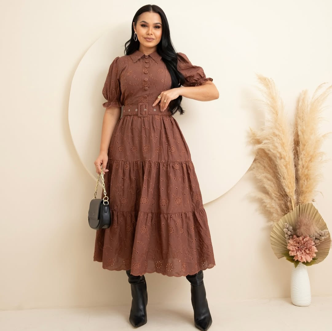 COLEÇÂO FLOREÇA 2025 Vestido Moda Evangélica Max Mídi Com Cinto 3 Marias Bordado
